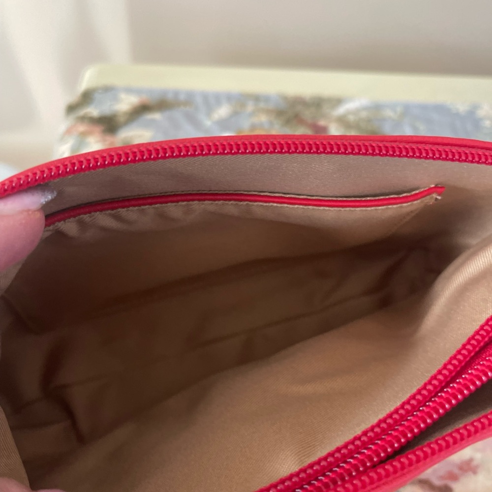 Red Wristlet Clutch New - Picture 5 of 6